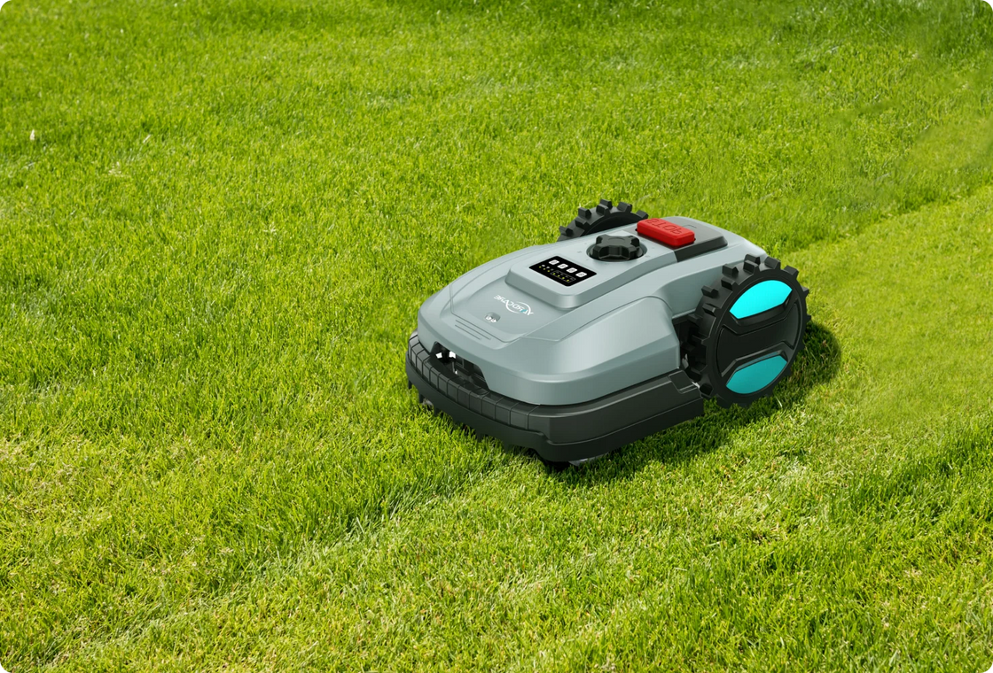 YARDCARE E400 Robotic Lawn Mower with Adjustable Cutting Height